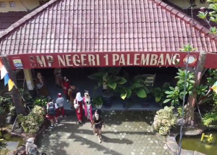 Pungut Uang Perpisahan Siswa Hingga Rp 800 Ribu, Begini Penjelasan Ketua Komite SMP Negeri 1 Palembang!