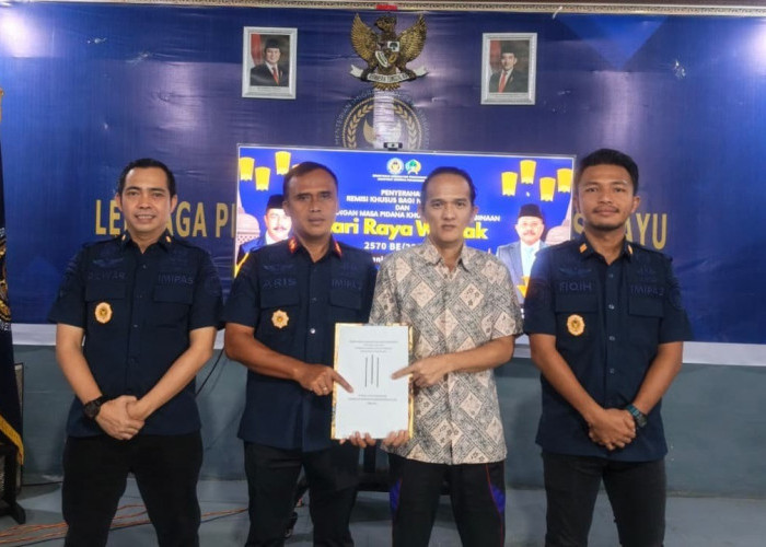 Hari Raya Waisak kepada 1 Orang Warga Binaan Dapat Remisi Khusus