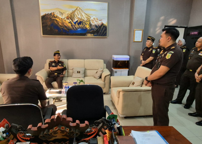 Kunker ke Kejari OKU Timur, Kajati Sumsel Tekankan Profesionalisme dan Pelayanan
