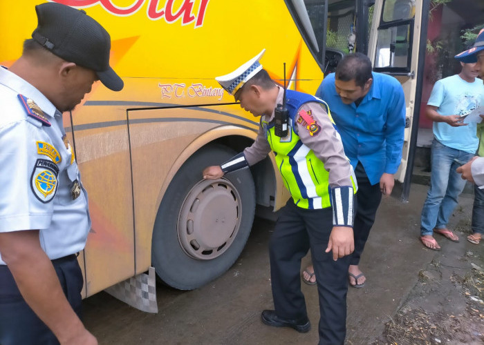 Gandeng Dishub, Satlantas Polres Muba Lakukan Ramp Check di Jalintim Palembang-Jambi