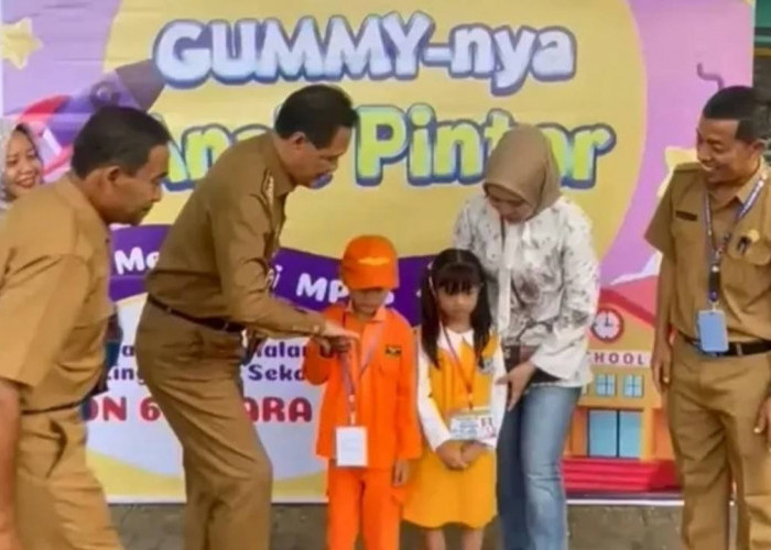 Motivasi Siswa-Guru di Hari Pertama Ajaran Baru