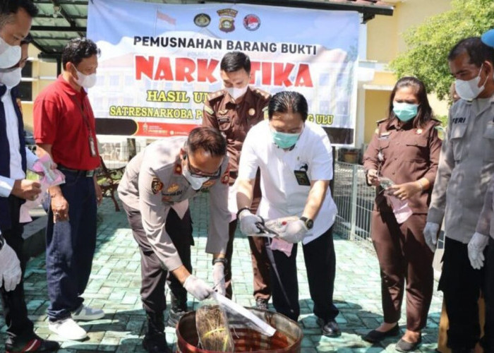 Polres OKU Musnahkan 540 Gram Narkotika dari 17 Perkara: Komitmen Tegas Berantas Peredaran Gelap