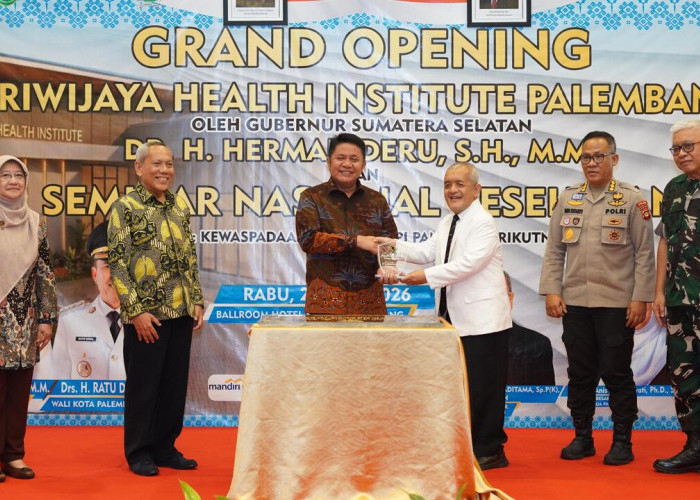 Perkuat SDM Kesehatan Sumsel, Herman Deru Buka Sriwijaya Health Institute dan Seminar Nasional.