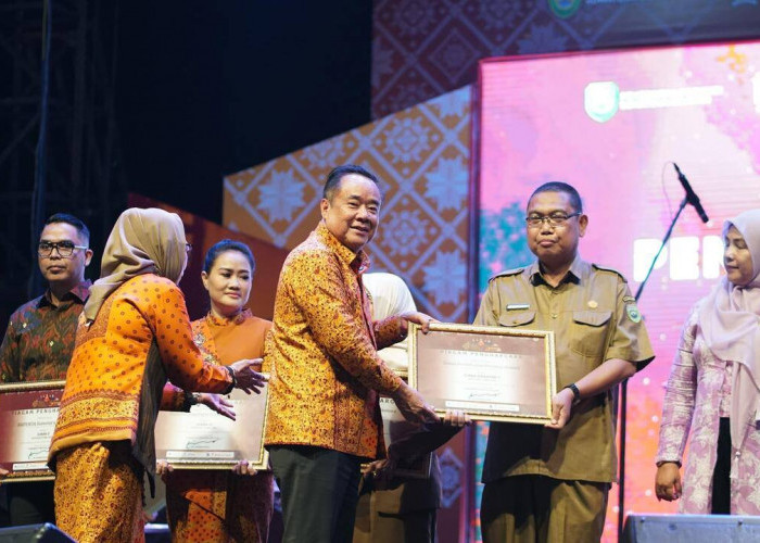 Sumsel Menuju Pusat Pertumbuhan Ekonomi, Wagub Cik Ujang Resmi Tutup Sriwijaya Expo 2025