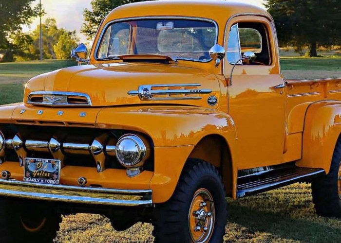 Mengapa 1952 Ford F2 Marmon Harrington Pickup Jadi Salah Satu Truk Klasik Paling Dicari?