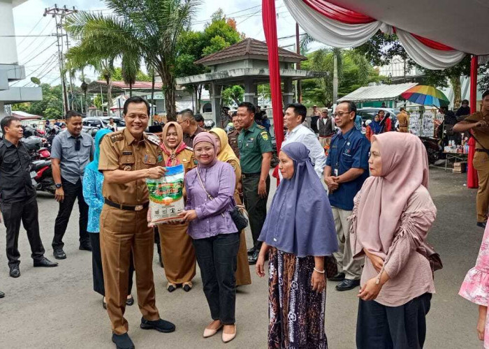 Pemkab Muara Enim Gelar Gerakan Pangan Murah Sediakan Sembako Terjangkau untuk Masyarakat