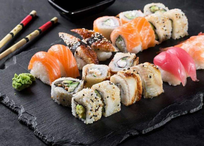 Sushi Melanda Kota Besar : Kuliner Jepang yang Kian Mendominasi Meja Makan Indonesia