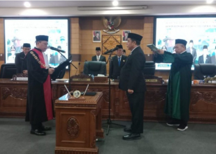 Sahril Elmi Resmi Dilantik Jadi Ketua DPRD OKU