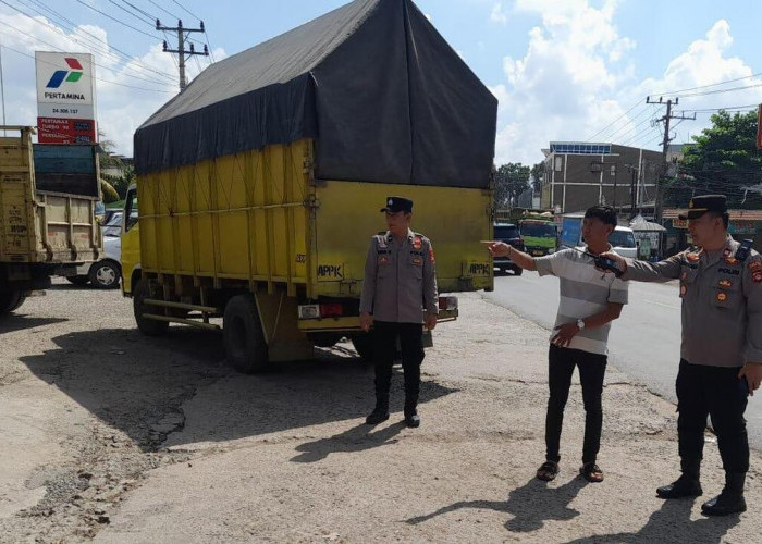 Polisi Tinjau Langsung SPBU di Indralaya Usai Dikeluhkan DPRD, Antrean Solar Picu Kemacetan Parah