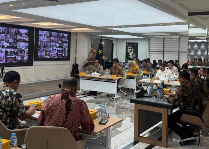 Putus Rantai Tengkulak, Polri Fasilitasi Permodalan KUR dan Penyerapan Bulog bagi Petani Jagung