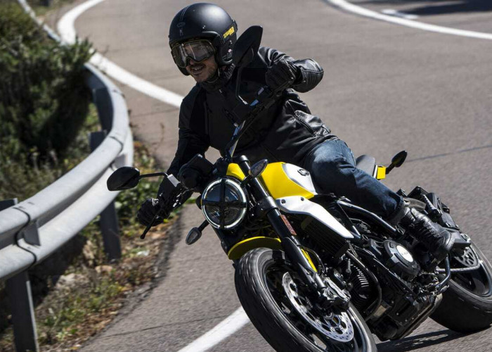 Mengenal Ducati Scrambler Moge Entry Level Penuh Gaya untuk Pengendara Indonesia