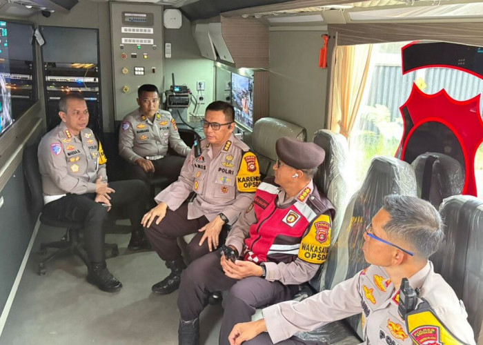 Polda Sumsel Turunkan Mobile Command Center ke Betung, Teknologi Drone Kendalikan Arus Mudik Jalintim