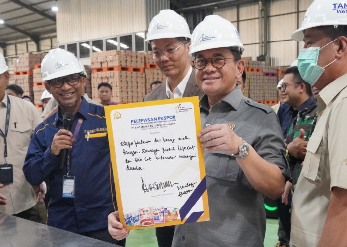 Dihadiri Menteri Perdagangan, Karantina Sumsel Resmi Lepas Ekspor Pakan Hewan 73 Ton ke Filipina