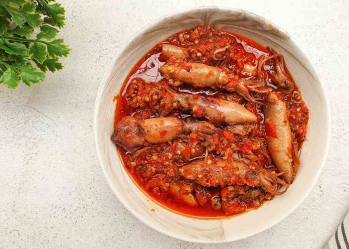 Cumi Sambal, Hidangan Pedas yang Menggugah Selera dan Semakin Digemari Pecinta Kuliner