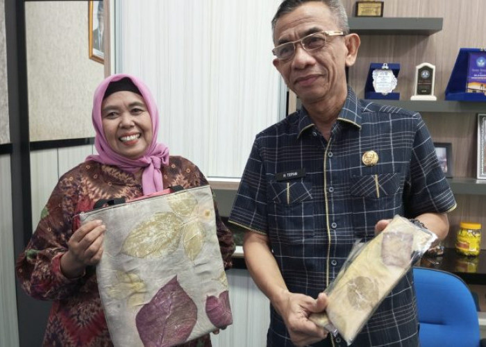 Patut Diacungi Jempol, SMP di OKU Punya Batik Buatan Sendiri