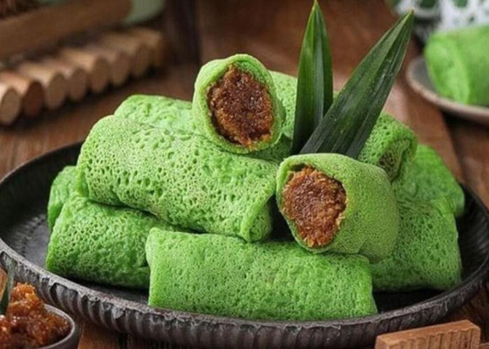 Dadar Gulung Pandan Semakin Diminati, Kuliner Tradisional Kembali Naik Daun di Pasar Modern
