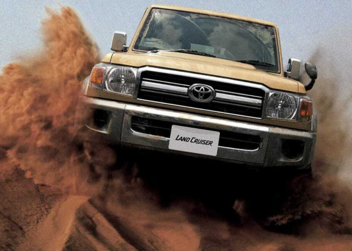 Anti Elektronik dan Sulit Rusak, Toyota LC71 Jadi Raja Off-Road yang Tak Tergantikan