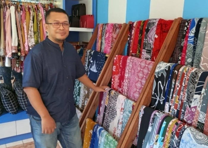 Penerimaan ASN Bawa Angin Segar Bagi UMKM Batik Muara Enim