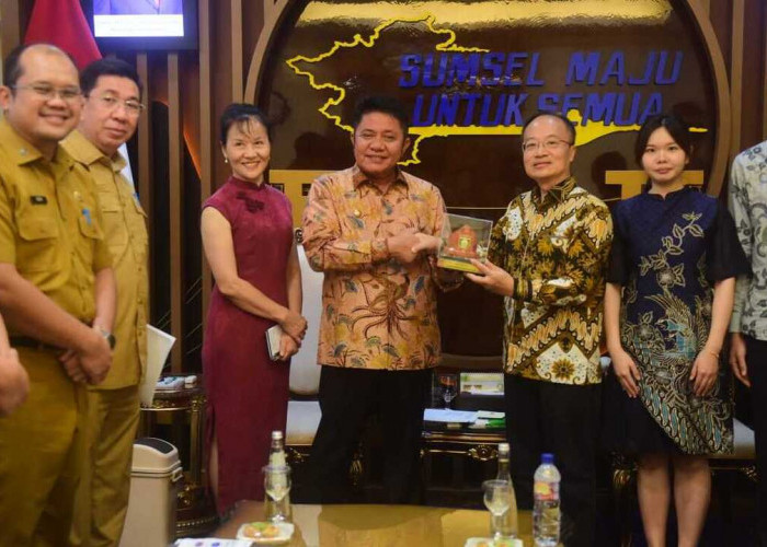 Gubernur Herman Deru Terima Kunjungan Konjen Tiongkok, Dorong Peluang Investasi dan Kerja Sama Sumsel