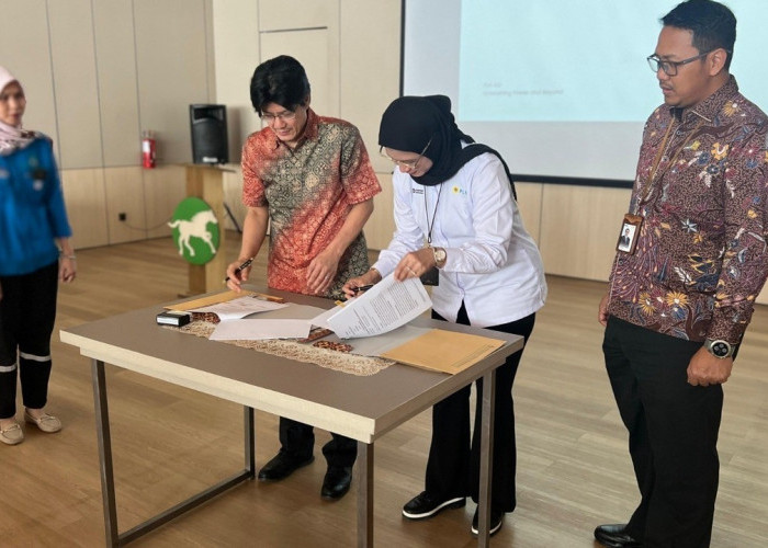 PLN Teken Kontrak Listrik 18,7 MVA dengan PT SPF, Perkuat Akselerasi Industri di Ogan Ilir