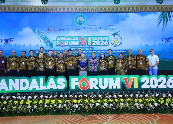 Andalas Forum VI di Palembang, Herman Deru Tekankan Hilirisasi dan Efisiensi Industri Sawit.