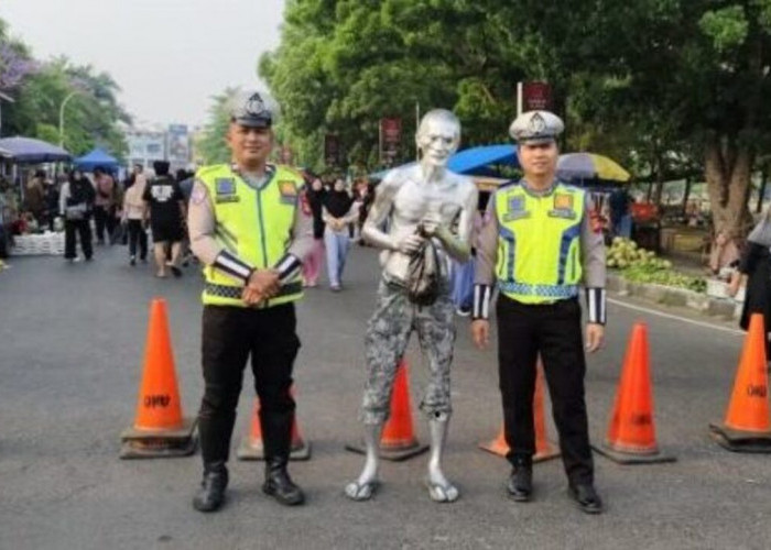 CFD Baturaja Dikawal, Pengendara Tanpa Helm Ditegur