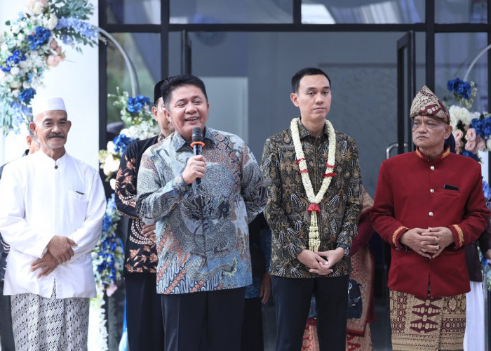 Inspiratif! Kantor Desa Kerta Mukti Diresmikan Gubernur, Dibangun Murni oleh Swadaya Warga