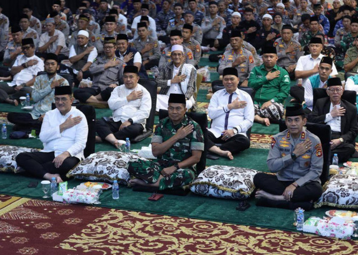 Polda Sumsel Gelar Maulid Nabi, Sekda Edward Candra Tekankan Harmoni dan Persatuan