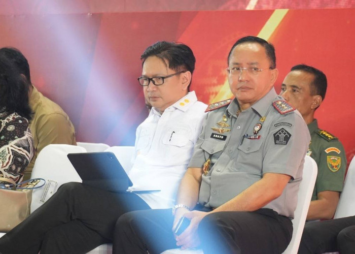 Penandatanganan Serentak Harmonisasi Raperda tentang Koperasi Desa/Kelurahan Merah Putih oleh Kakanwil Kemenku