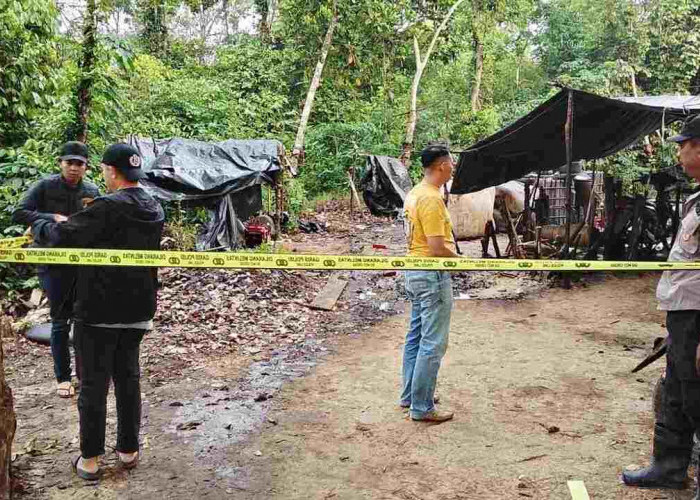 Sesosok Mayat Pria ditemukan di Kebun Karet, Ditubuhnya Banyak Luka Bacokan