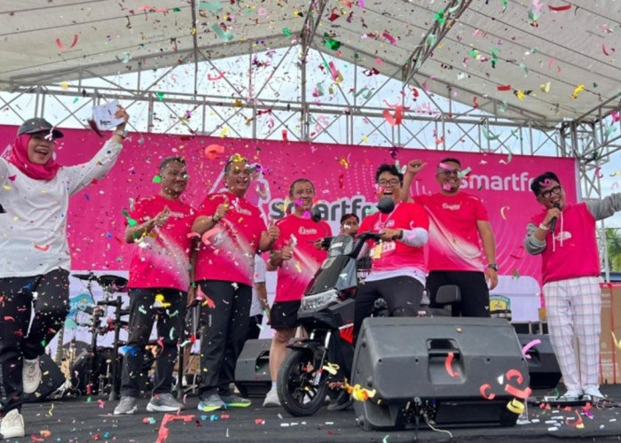 Raih Rekor MURI SMARTFREN Gelar “SMARTFREN Fun Run 2025” Perkuat Jaringan di Tapanuli Tengah