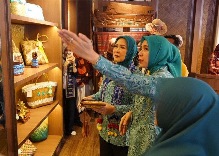 Galeri Dekranasda OKI, Ruang Baru Menikmati Wastra dan Kriya Lokal