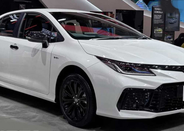 Toyota Corolla Altis GR Sport HEV 2025: Sedan Hybrid Sporty yang Siap Ganggu Dominasi Civic RS.