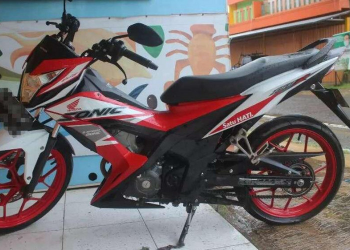 Honda Sonic 2020: Skuter Sporty yang Menawarkan Performa dan Desain Menawan