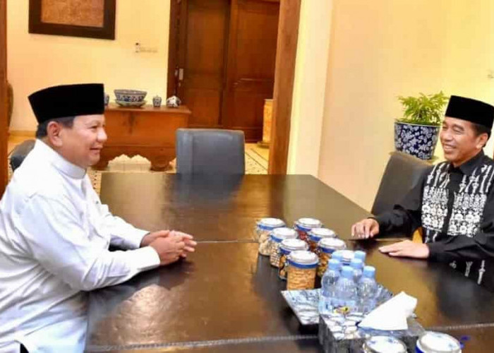 Pengamat Tegaskan Jokowi Beri Sinyal Dukung Prabowo Calon Presiden Koalisi Kebangsaan...