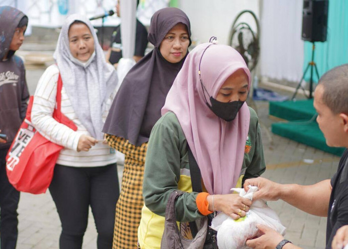 Qurbantu Idul Adha 1446 H, PT Pegadaian Palembang Salurkan 1.100 Paket Daging Qurban