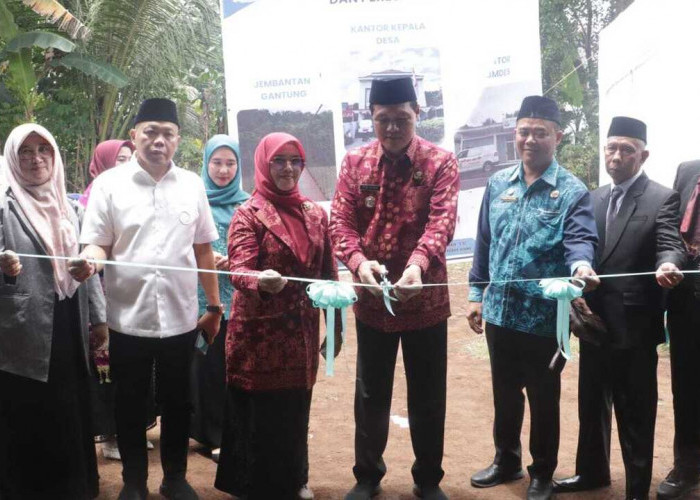 Jembatan Gantung Desa Keban Agung Diresmikan