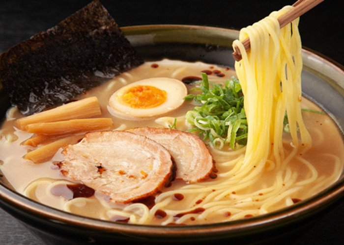 Ramen Jadi Primadona Kuliner 2025, Kedai-Kedai Baru Bermunculan di Berbagai Kota