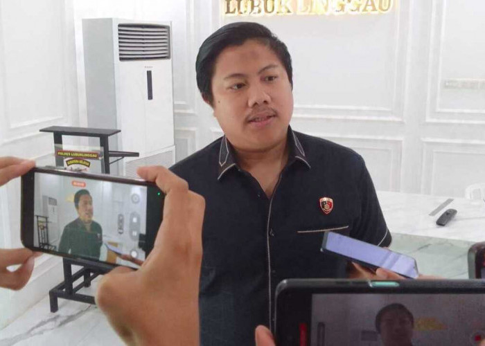 Wabup Ardani Serahkan SK Definitif 59 Kepala Sekolah di Ogan Ilir