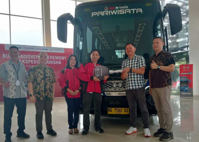 Hino Serahkan Bus GB 150 ke CV Ekspedisi Kanisha, Bukti Kepercayaan Operator Bus Sumatera