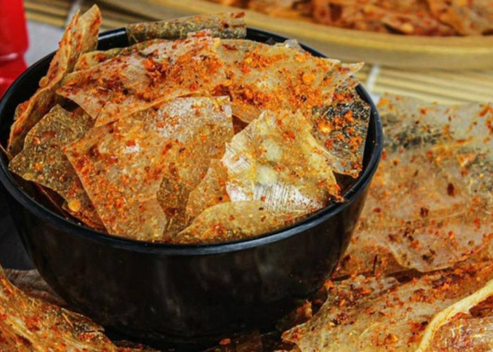 Keripik Kaca : Camilan Pedas Transparan yang Viral di Kalangan Milenial dan Gen Z