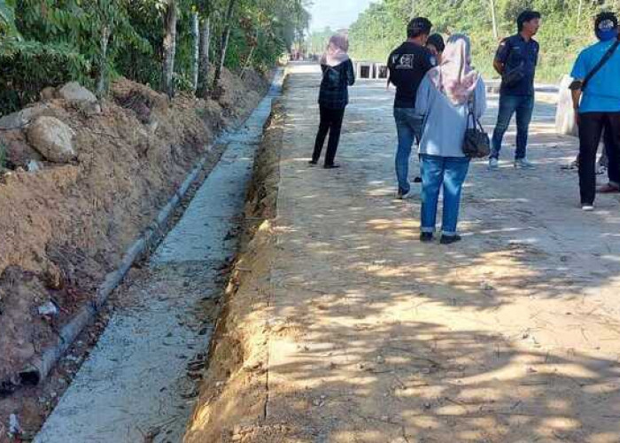 Kena Galian Proyek Perbaikan Jalan Lingkar, 700 Meter Pipa PDAM Tirta Prabujaya Pecah