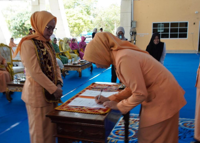 ‎PAW Dharma Wanita Persatuan OKUT, Monica Rusman Resmi Jabat Ketua