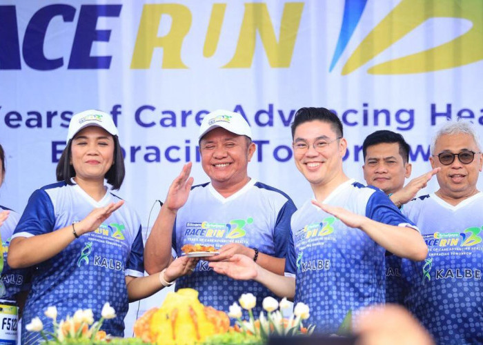 Peringati HUT ke-13 RS Siloam Sriwijaya, Herman Deru Tekankan Pentingnya Pelayanan Ramah dan Program Unggulan