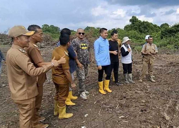 Tinjau Lahan Program Cetak Sawah Rakyat di Muara Kuang, Panca:Harapkan Bantuan Pusat