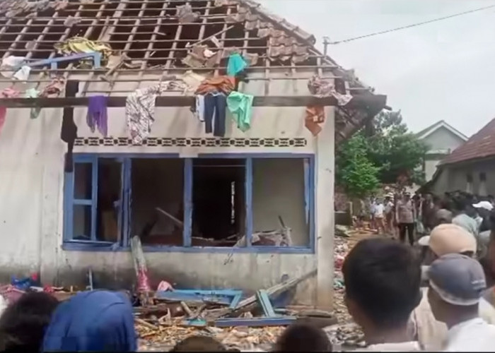 Warga Pedamaran OKI Marah, Serbu Rumah Pelaku Pembunuhan Rania