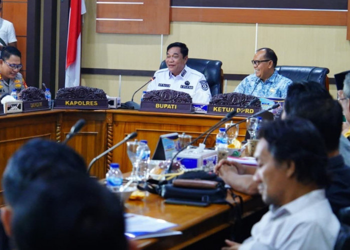 Bupati Toha: Masyarakat Harus Sejahtera Tanpa Melanggar Aturan