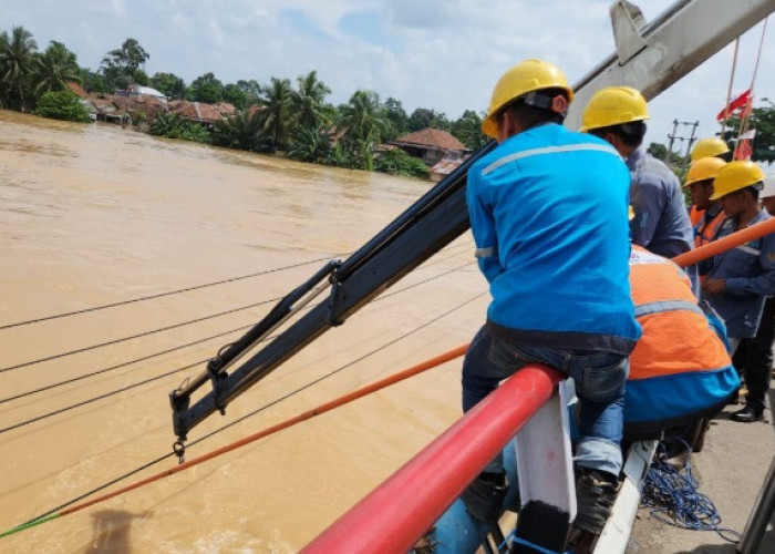 Waspada Kelistrikan Saat Banjir, PLN Siap Jaga Keamanan dan Kenyamanan Pelanggan