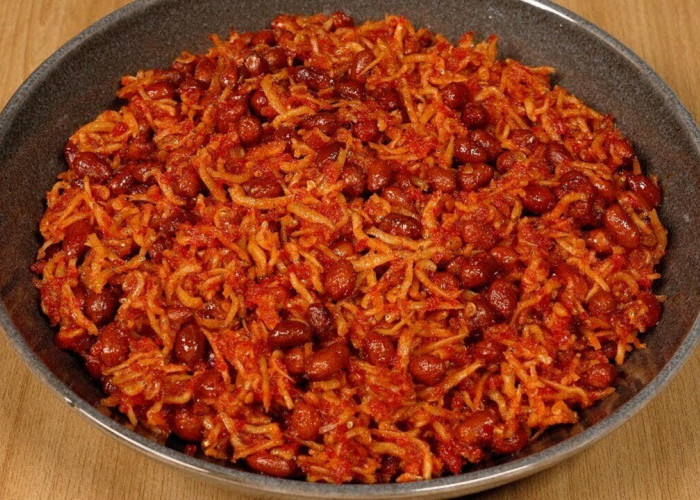 Teri Kacang Balado Jadi Primadona Baru di Meja Makan Masyarakat