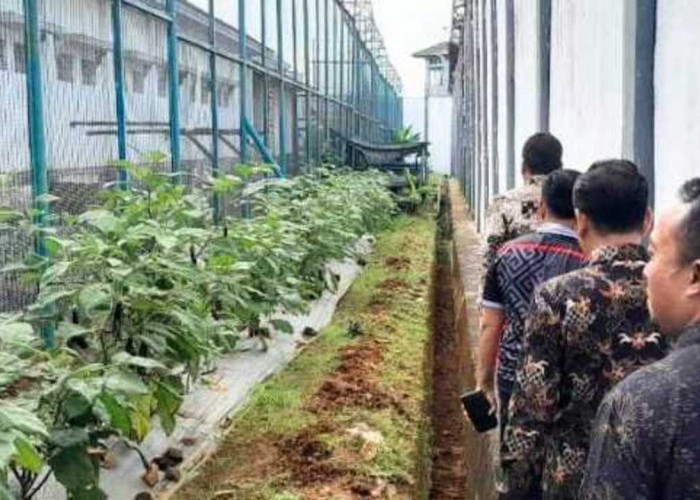 Perketat Keamanan, Lapas Muara Enim Kontrol Rutin Area Branggang